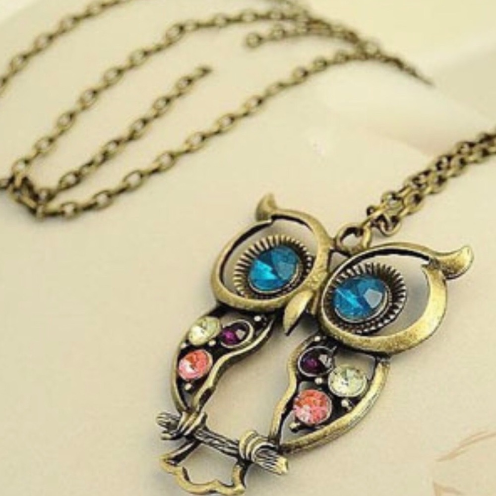 🎉 ONLY 1 LEFT!!! Gold Tone Owl Necklace